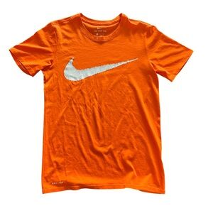 NIKE Dri-Fit shirt